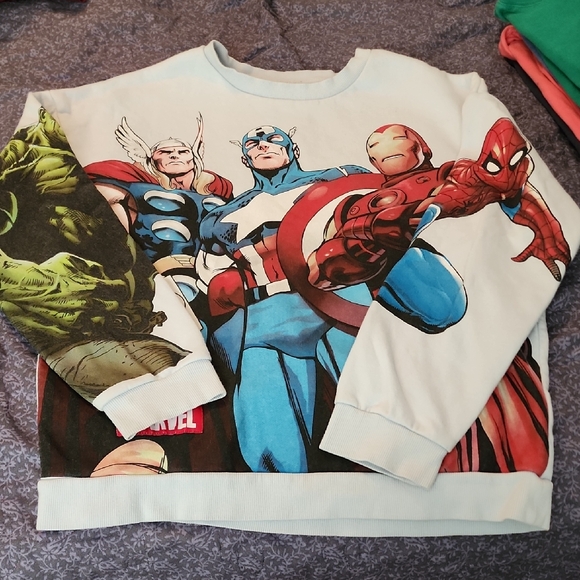 Marvel Other - Marvel Light Blue Crewneck Sweatshirt with Avengers Graphic-BOY OR GIRL